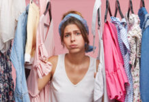 Stop Keeping These 5 Fashion Items in Wardrobe for Your Spine Health