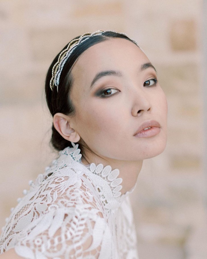 smokey wedding makeup for Asian skin tone