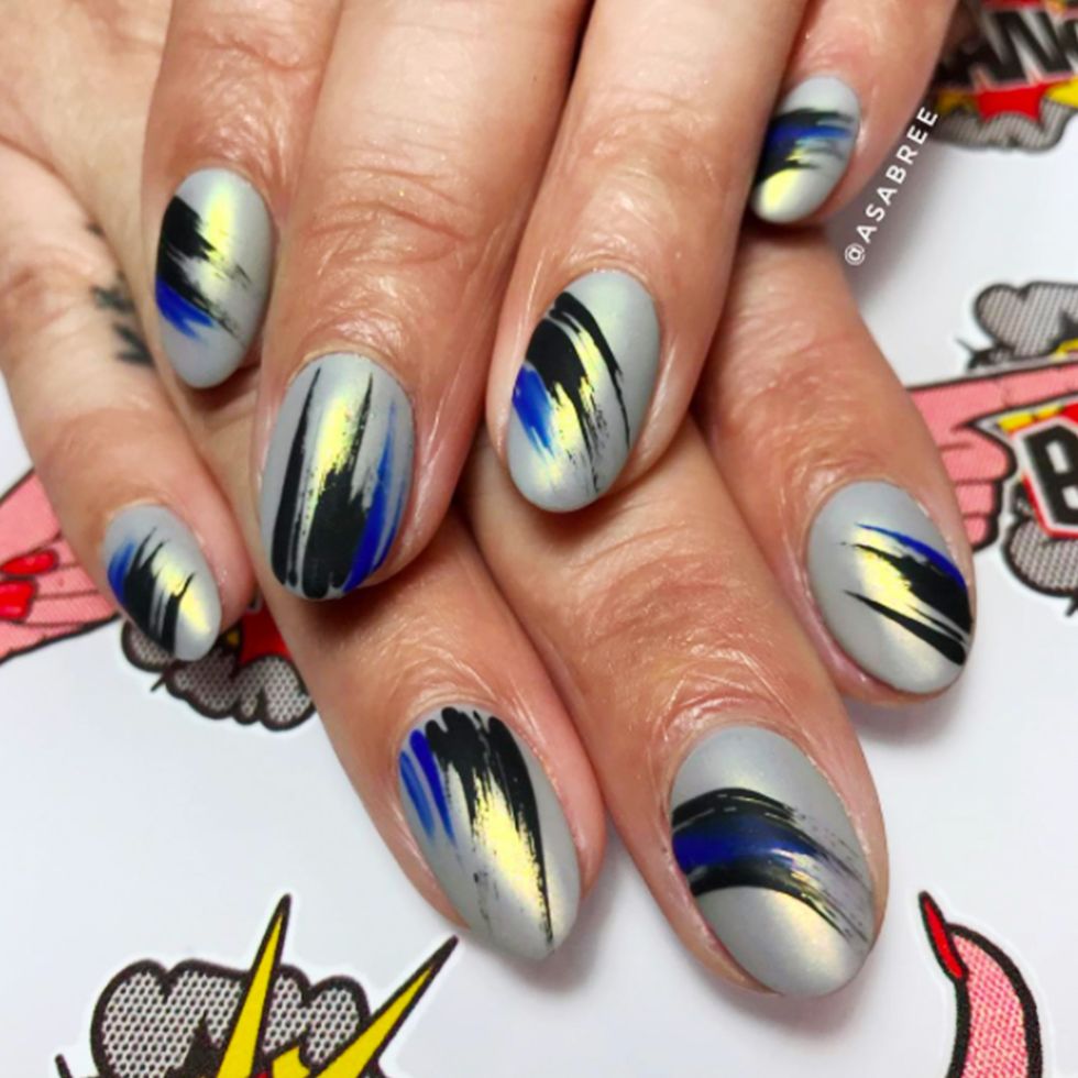 grey and gold nail designs