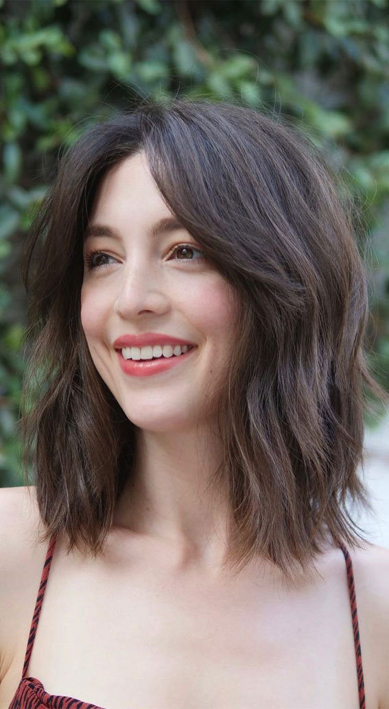 Curtained Lob: Low maintenance short haircuts