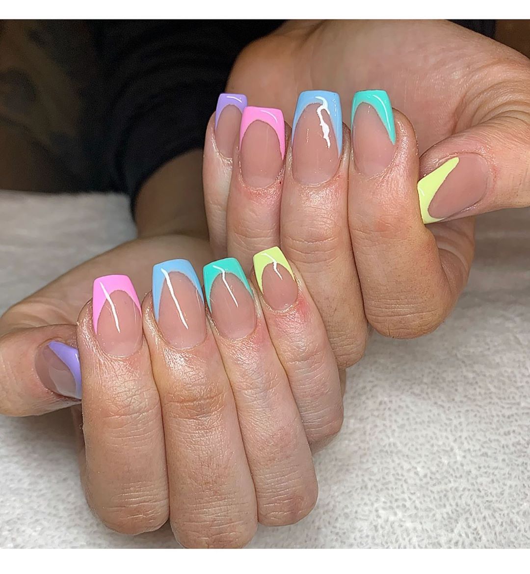 pastel nails