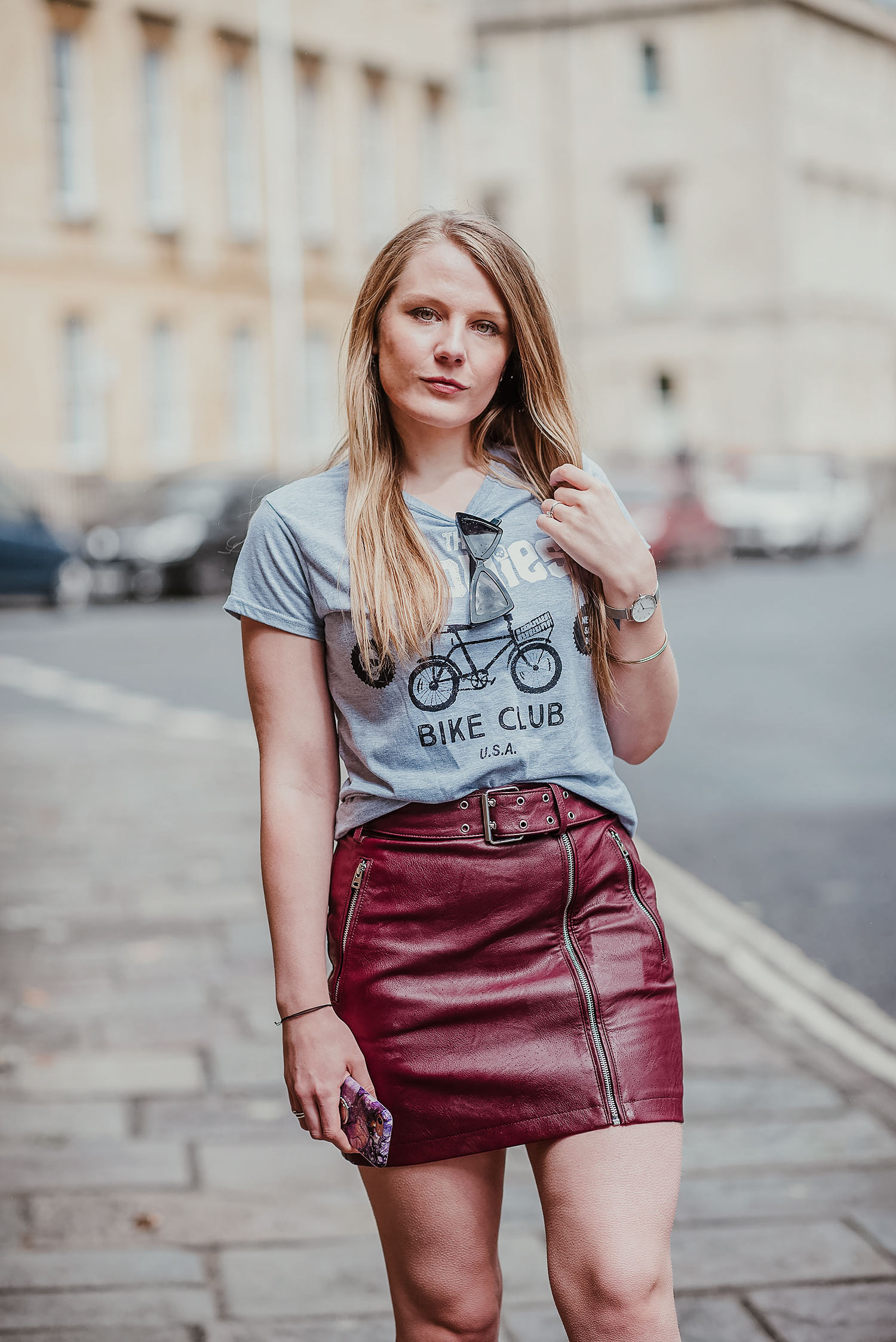 leather skirt outfit ideas