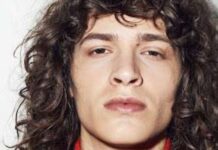 20 Gorgeous and Dashing Male Models with Long Hair